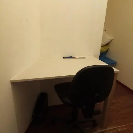 Chambre Dans Maison Betton